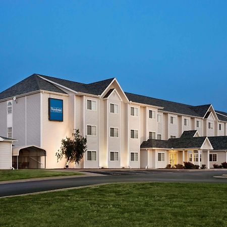 Travelodge By Wyndham Fort Scott Exterior foto
